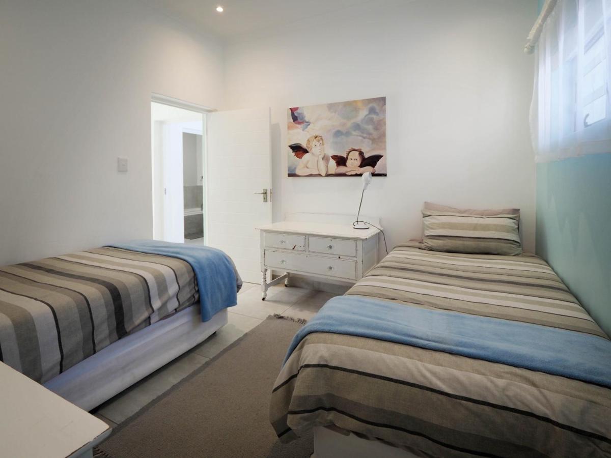 Waterland Lodge Hout Bay Extérieur photo