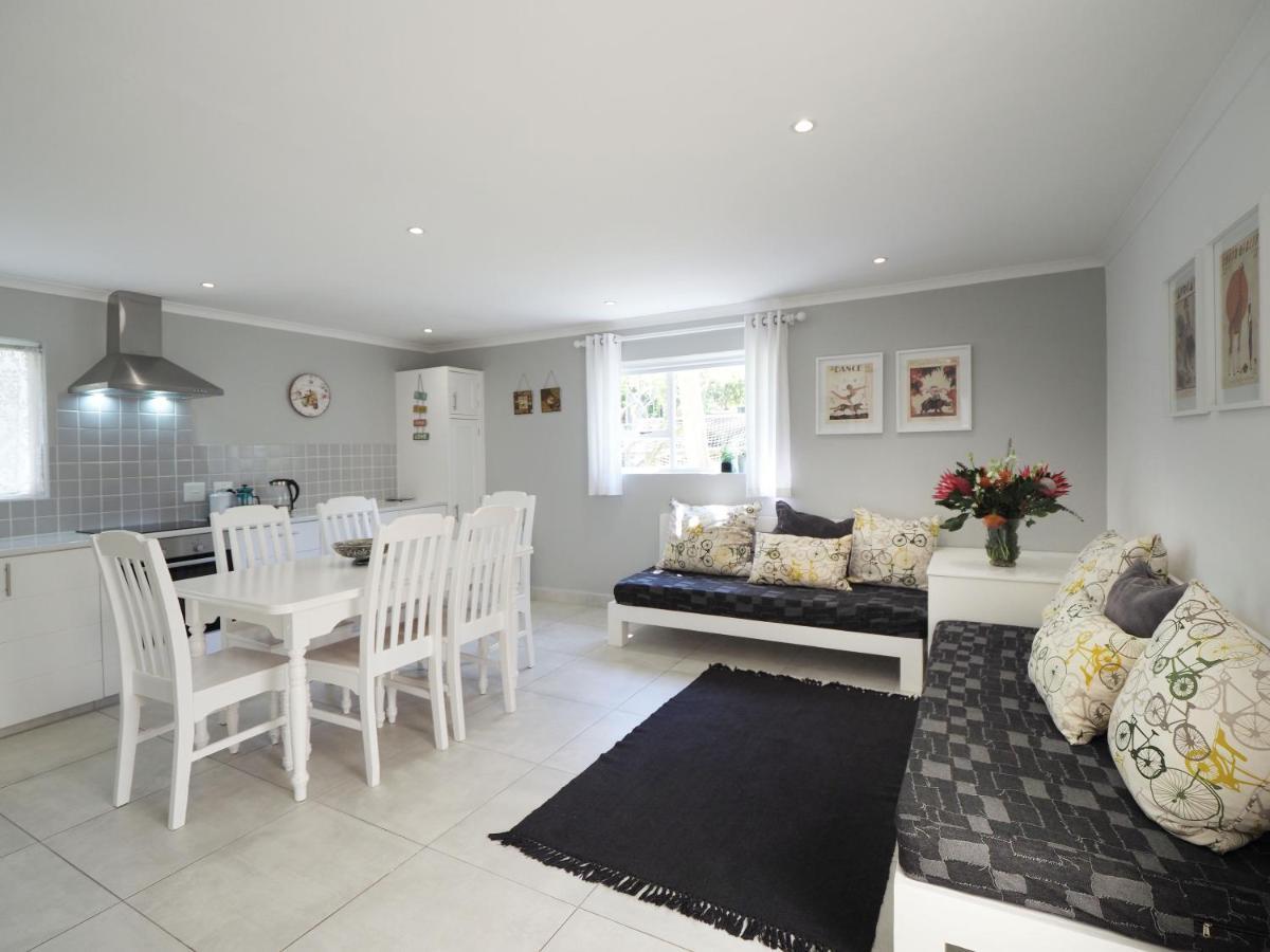 Waterland Lodge Hout Bay Extérieur photo