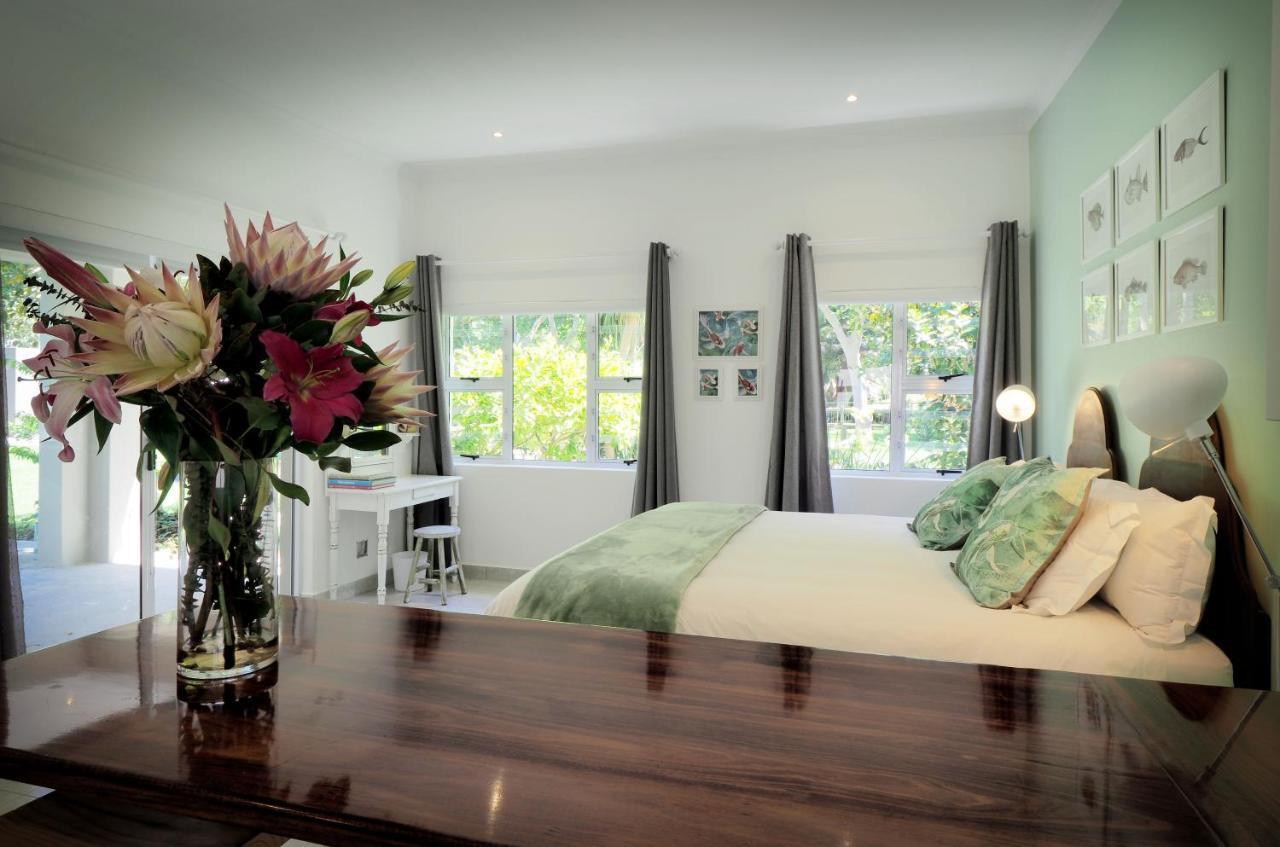 Waterland Lodge Hout Bay Extérieur photo